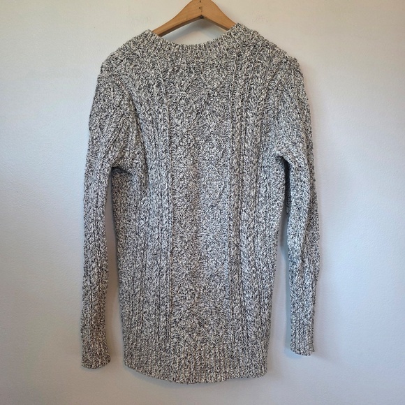 L.L. Bean Signature Marled V-Neck Pullover Fisherman Knit Tunic Sweater - XS - Picture 3 of 6